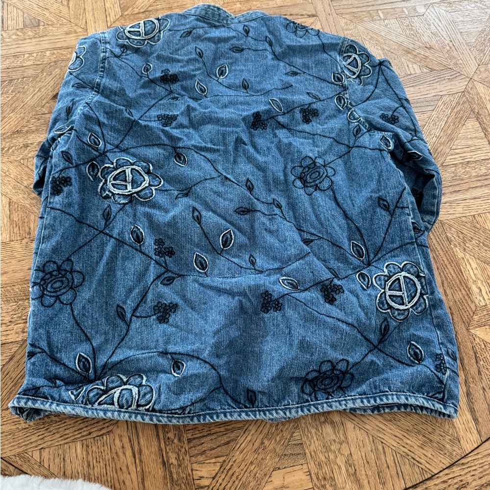 Jean jacket - Picture 2 of 2